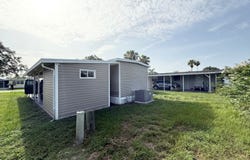 5217 Redwing St, Zephyrhills, FL 33541