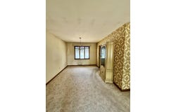 8203 White Oak Avenue, Munster, IN 46321