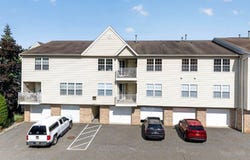 45 Parkside Ct, Wayne Twp., NJ 07470-4030