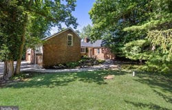 7 E CENTENNIAL DRIVE, MEDFORD, NJ 08055