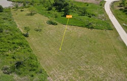 Edgewater Way lot: 24, Corsicana, TX 75109