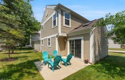 26810 Village Lane, Olmsted Falls, OH 44138