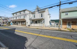 1022 W MAIN Street, VALLEY VIEW, PA 17983
