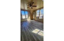 213 W 9th Ave, Hutchinson, KS 67501