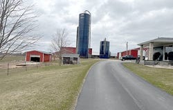 N2171 Manley Rd, Hortonville, WI 54944