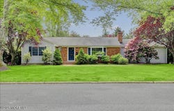 635 Susan Lane, Brielle, NJ 08730
