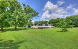 9721 Elm Road, Carthage, MO 64836