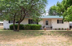 801 4th Street, Smyer, TX 79367