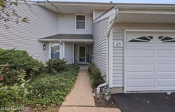 25 Sandpiper Drive, Sayreville, NJ 08859
