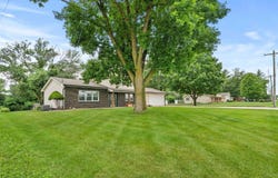 4112 E Shaulis Road, Waterloo, IA 50702