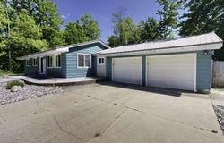 3042 Bischoff Road, Harrison, MI 48625