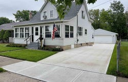 1015 N Taylor Avenue, Mason City, IA 50401