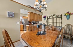 2264 Circle Rdg, Delafield, WI 53018
