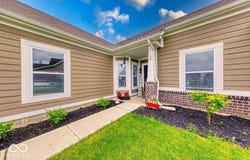 59 Manchester Drive, Trafalgar, IN 46181
