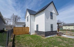 312 N 3rd Avenue, Marshalltown, IA 50158
