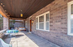 2216 W Greenleaf Avenue, Chicago, IL 60645