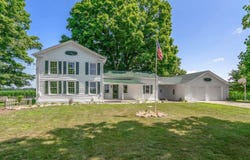 829 Miller Road, Plainwell, MI 49080