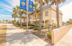 3733 Cardinal Boulevard, Daytona Beach, FL 32118