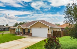 68 Sunday Ct, Uvalde, TX 78801