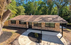 8382 FURY Drive, Jacksonville, FL 32244