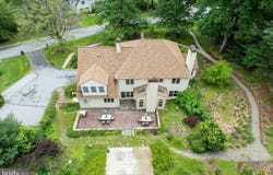 1400 HAMPTON DRIVE, DOWNINGTOWN, PA 19335