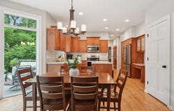 1277 Creekside Ln, Cedarburg, WI 53012