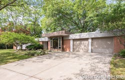 1129 Idema Drive SE, Grand Rapids, MI 49506