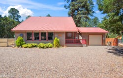 1980 PINE CONE Circle, Overgaard, AZ 85933