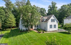 21 SOUTHERN HILLS DRIVE, SKILLMAN, NJ 08558