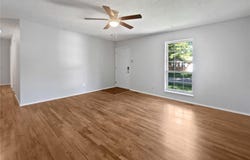 2540 Courtyard Place, Florissant, MO 63031