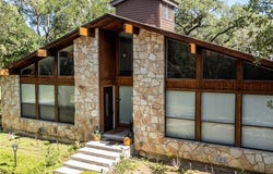 101 Hunters Glen Drive, San Marcos, TX 78666