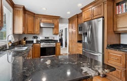 535 Apache Drive, Batavia, IL 60510