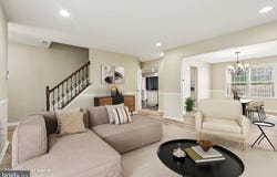 5 LOCUST LANE, NEWTOWN, PA 18940