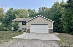 993 W Tyler Road, Muskegon, MI 49445