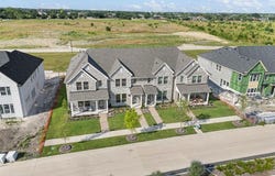 1821 Summer Aura, Mesquite, TX 75181