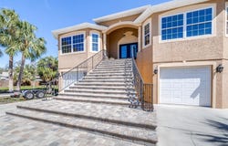 733 SEMINOLE BOULEVARD, TARPON SPRINGS, FL 34689