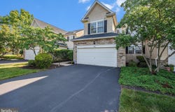 381 DEWSBURY PLACE, BLUE BELL, PA 19422