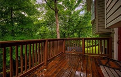5 Lake Lane, Nitro, WV 25143