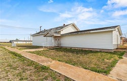 602 D Street, Snyder, OK 73566