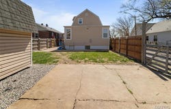 5839 W Park Avenue, St Louis, MO 63110