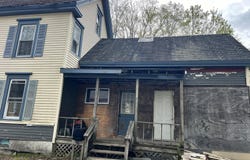 5 High Street, Dover-Foxcroft, ME 04426