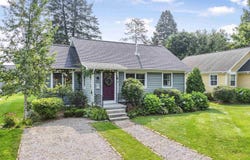 124 Monroe Street, Traverse City, MI 49684