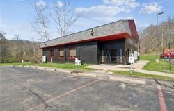 715 Craigdell Rd, New Kensington, PA 15068