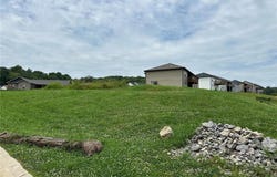 3552 Mill View Crossing Way, Cape Girardeau, MO 63701