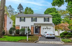 22 W Maple Road, Greenlawn, NY 11740