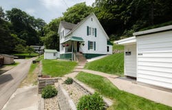 404 Fisher Street, Middleport, OH 45760