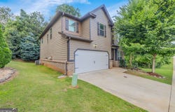 121 Escalade Drive, Mcdonough, GA 30253