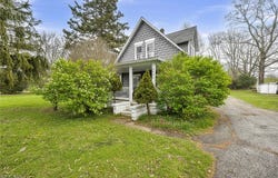 2833 Hubbard Road, Madison, OH 44057