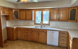 401 Vassar St, Bunceton, MO 65237