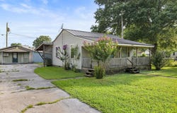 822 Ford Ave, Muscle Shoals, AL 35661